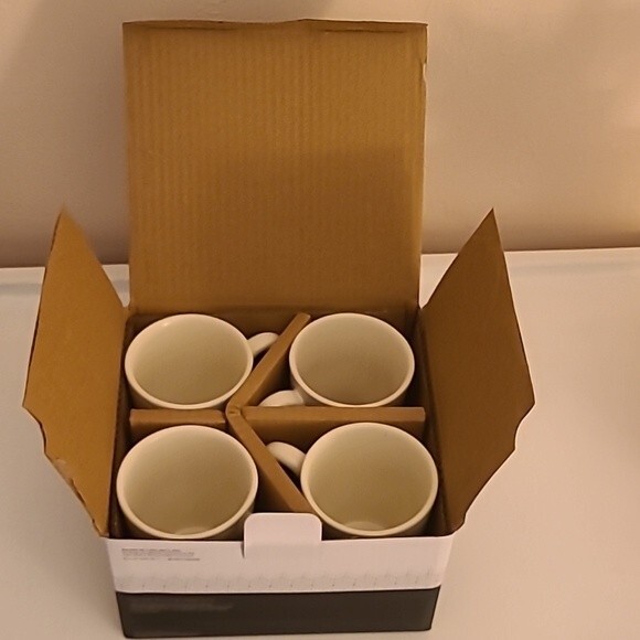 Short Stories Set of 4 Ceramic Stoneware Mugs Cream & Tan - Picture 2 of 6